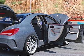 Mercedes-Benz CLA45 AMG