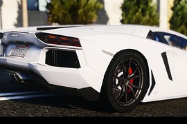 Lamborghini Aventador LP700-4 (2015)