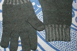 Green_Variation_Wool_Gloves